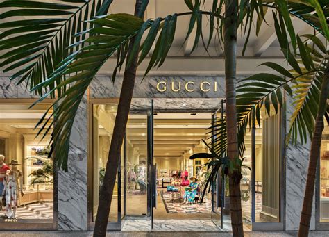 gucci store fort lauderdale